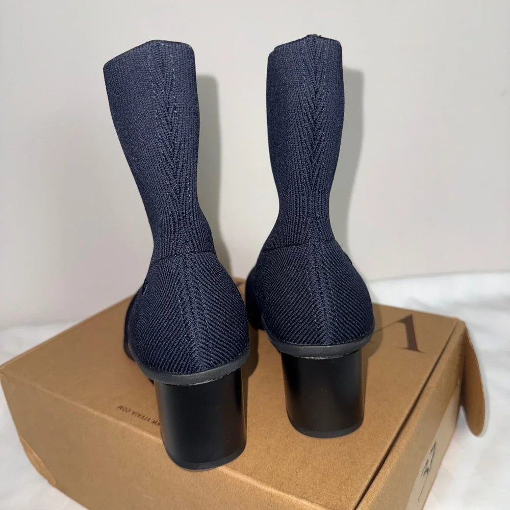 Vivaia Navy Knit Sock Boots Block Heel Women's Water Repellent Size US 6.5 EU 37